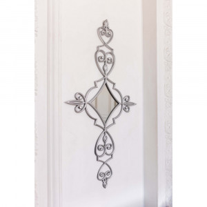 Зеркало в белой декоративной раме Lissman Silver